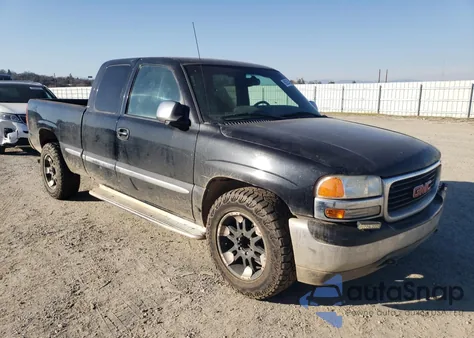 2001 GMC New Sierra C1500 из США, поврежденный, VIN 2GTEC19T811149861